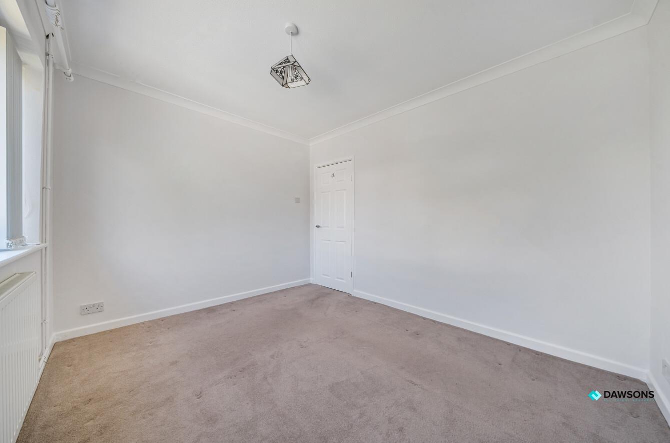 Westland Avenue, West Cross, Swansea, SA3 5NP